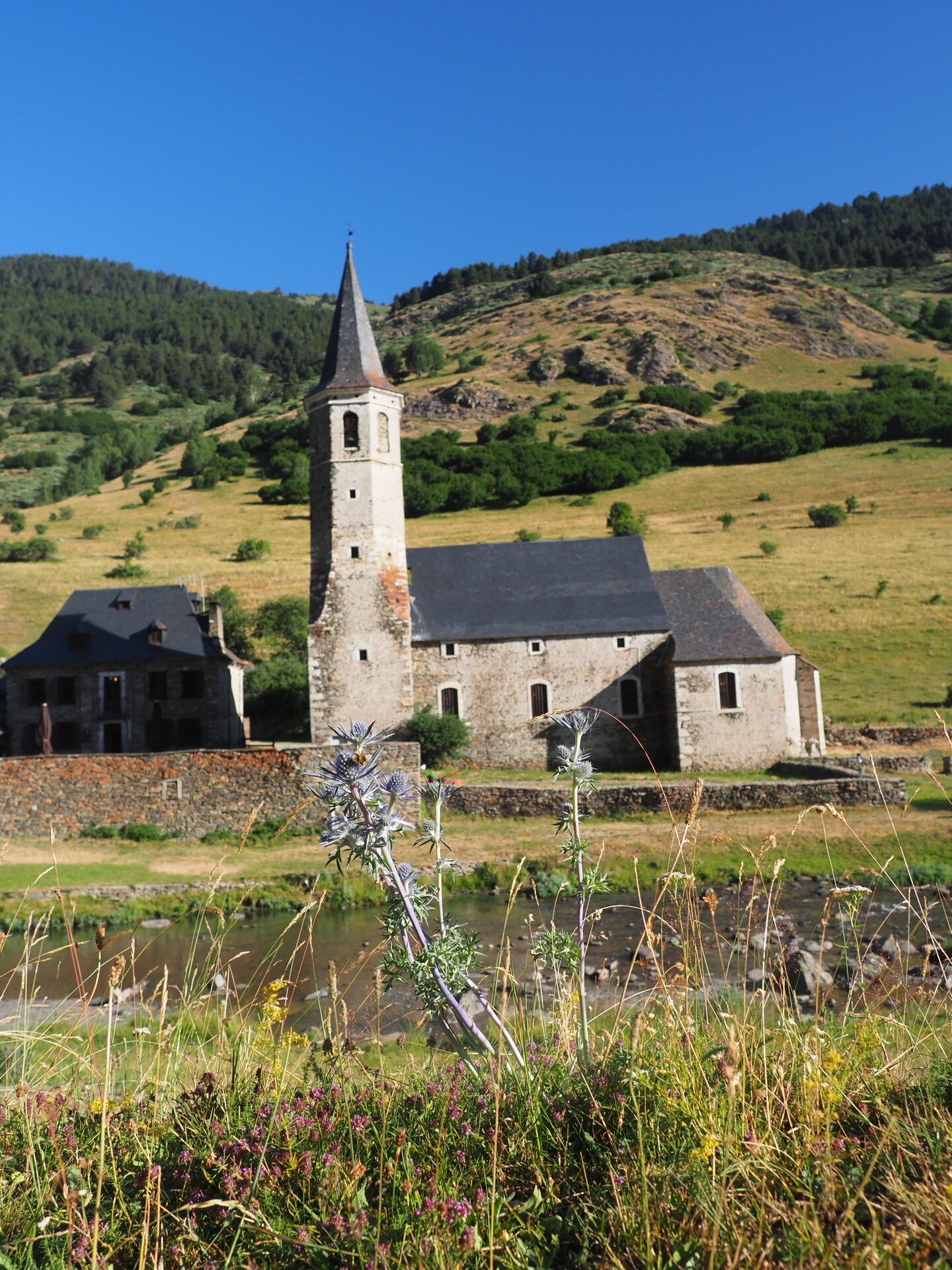 Santuari de Montgarri — haute vallée