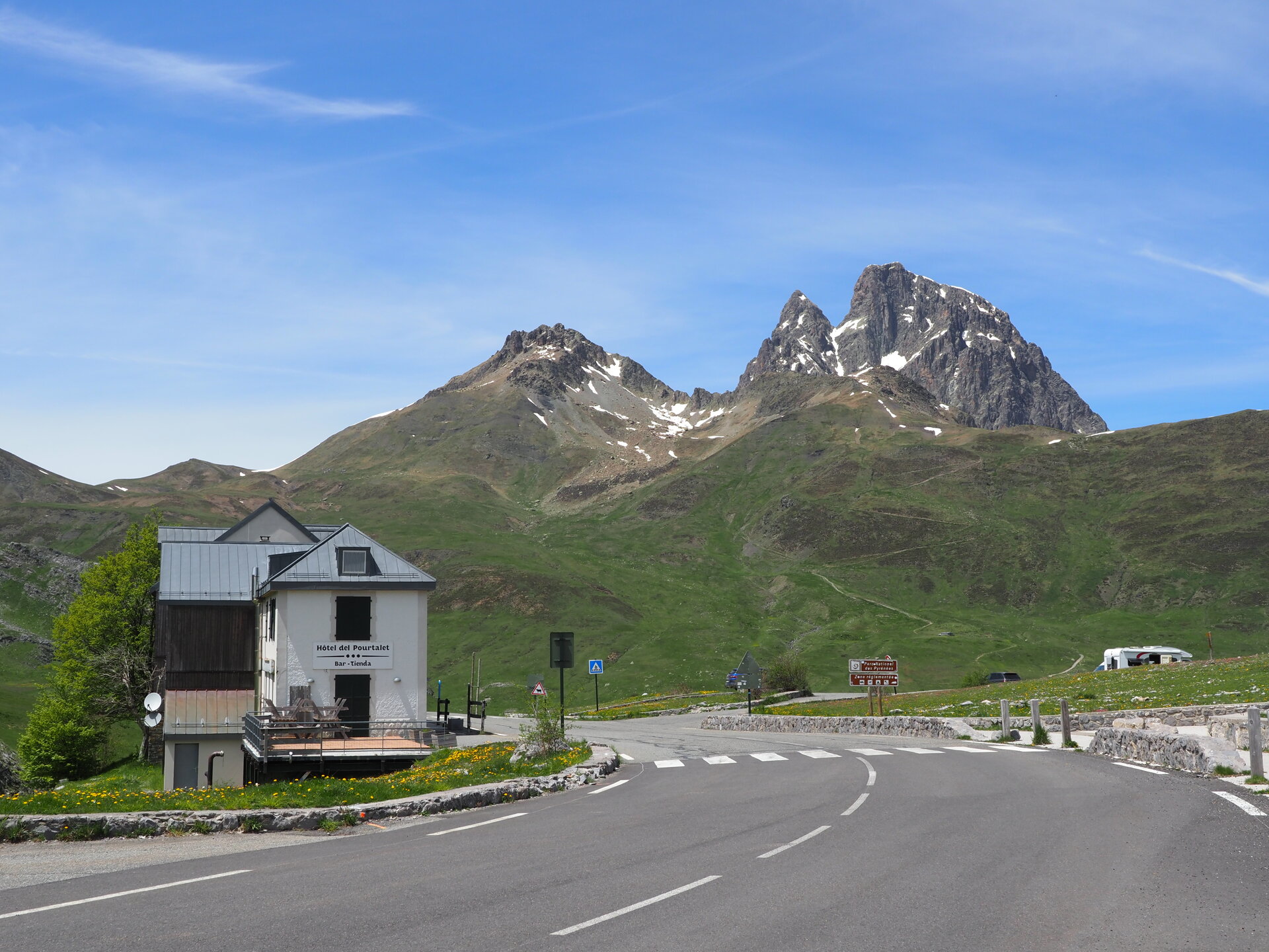 Pic du Midi d'Ossau depuis le Portalet