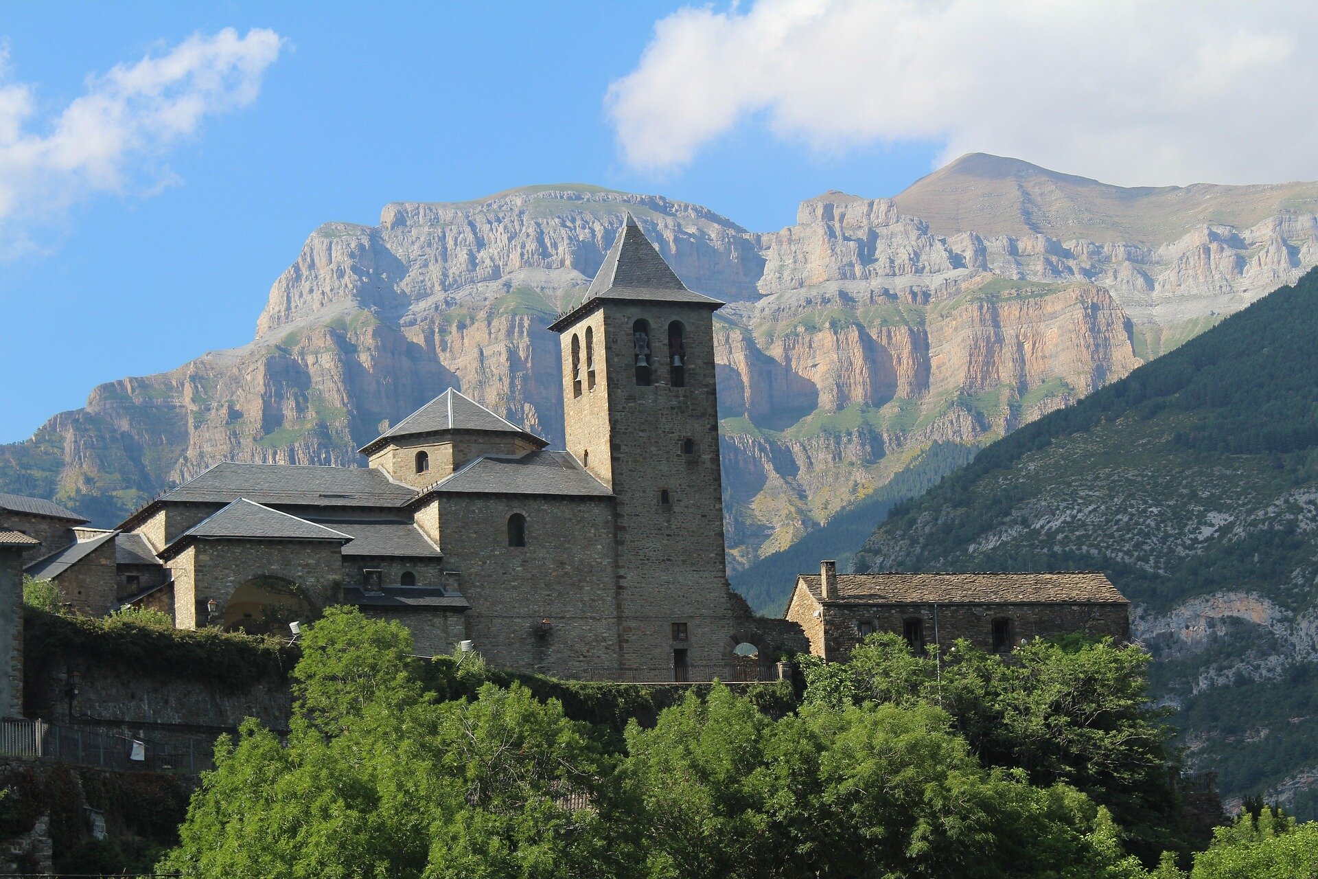 Village de Torla — porte du Parc National